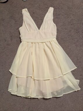 SHEIN Cream Tiered V-Neck Chiffon Mini Dress